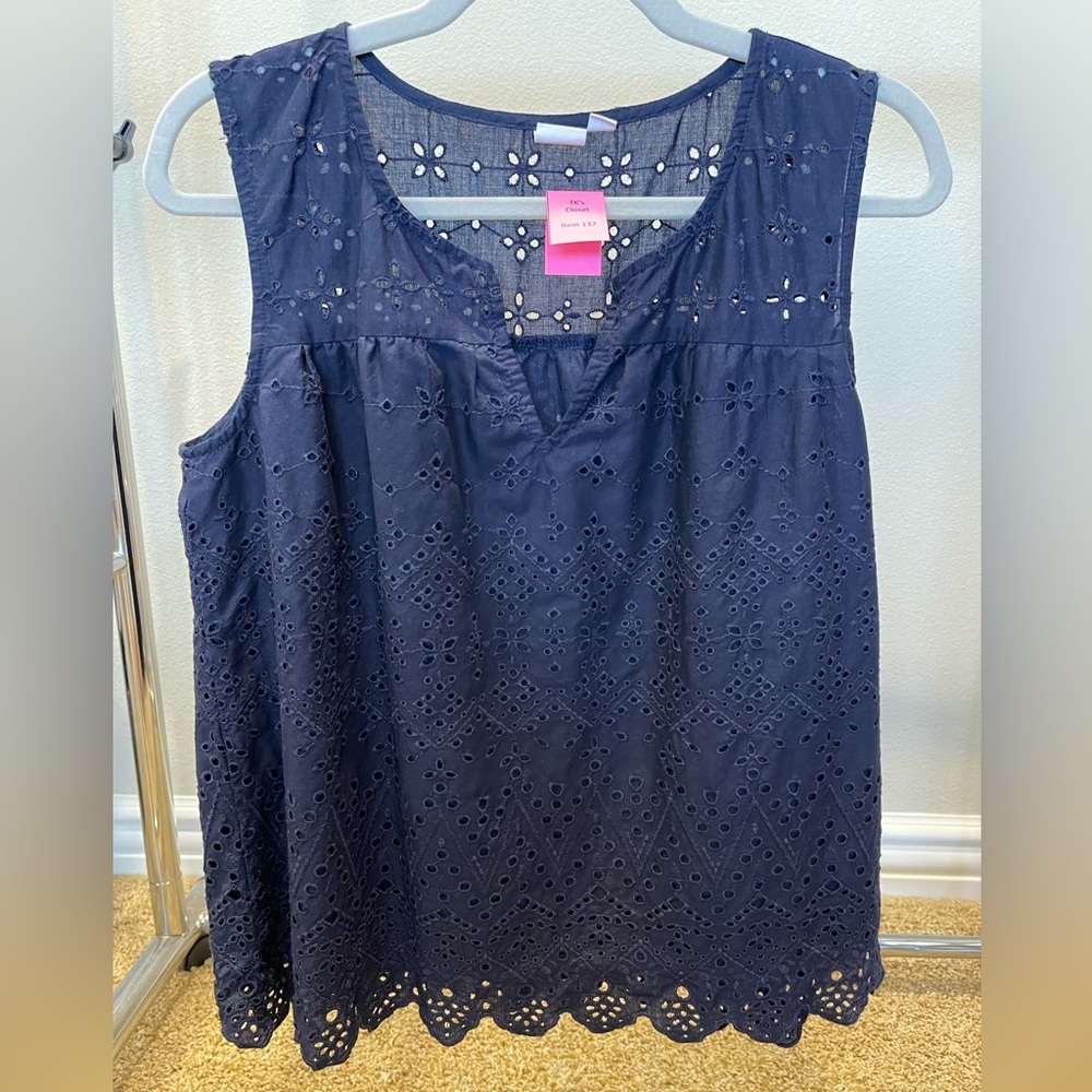 Gap Navy Eyelet (Lined) Top M - EUC (137)